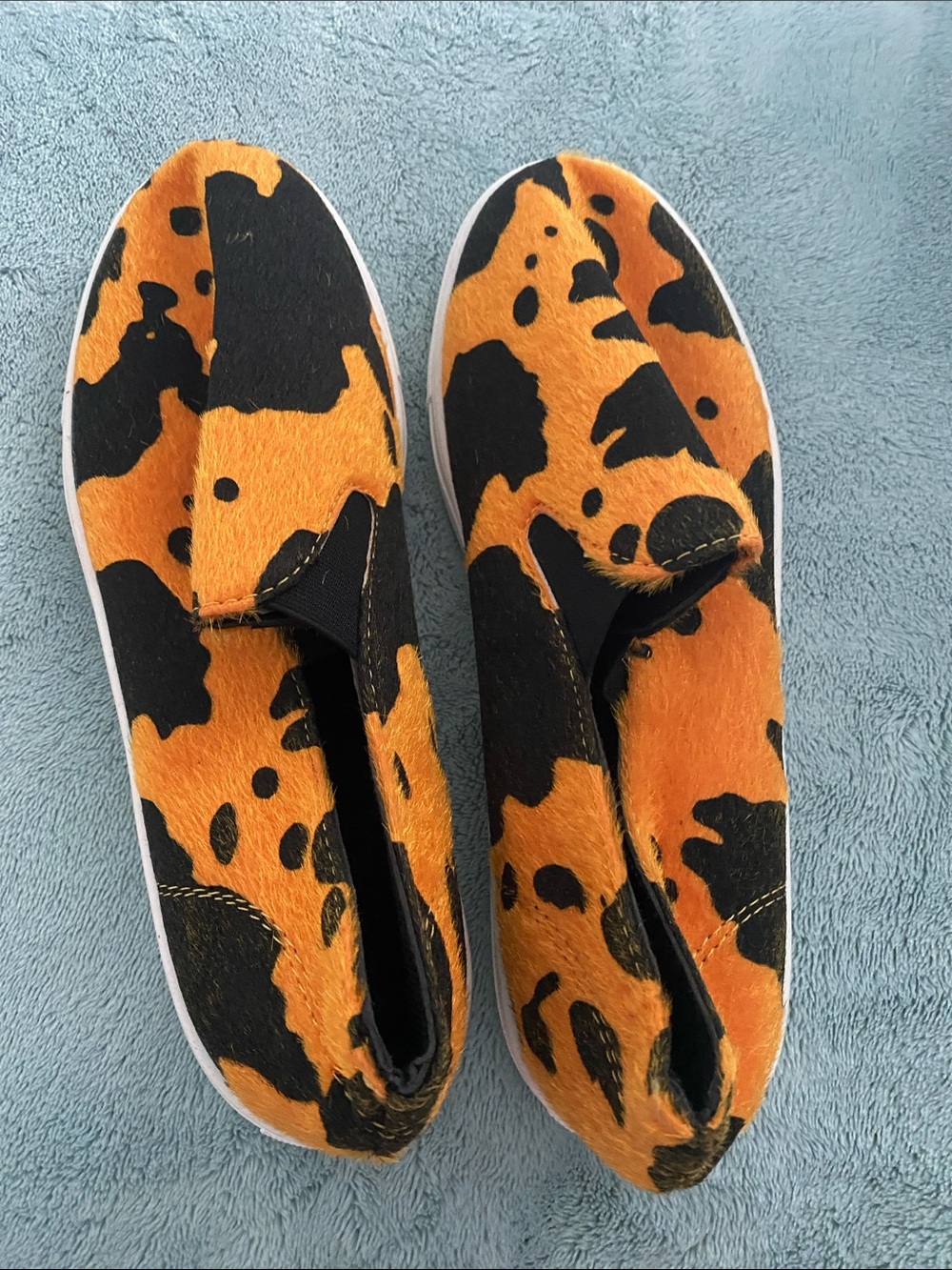 Women's Slip-On Flats in Orange and Black Faux-Hair